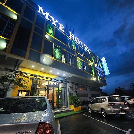 MYe Hotel Muar Eksteriør bilde