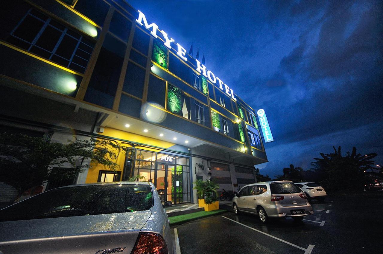 MYe Hotel Muar Eksteriør bilde