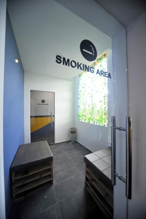 MYe Hotel Muar Eksteriør bilde
