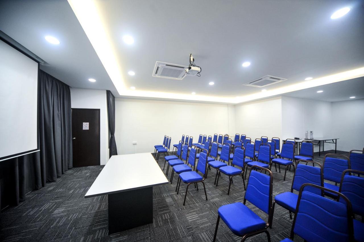 MYe Hotel Muar Eksteriør bilde